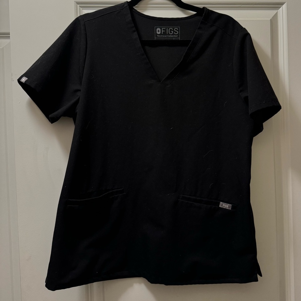 Black Casma Three-Pocket Scrub Top Large